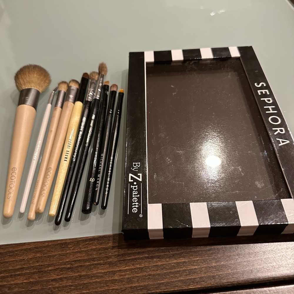Makeup Brushes with Z Palette